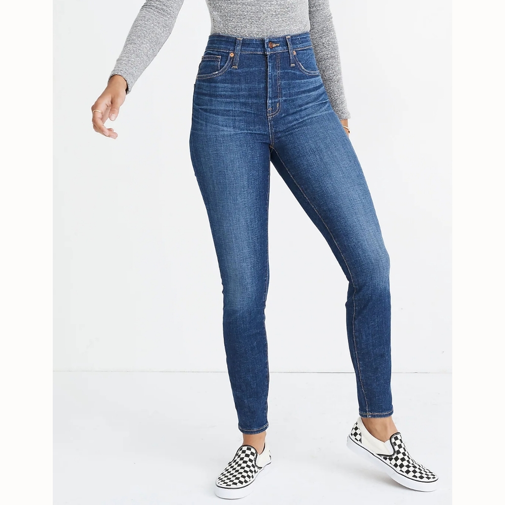 MADEWELL Jeans Petite Curvy High-Rise Skinny Jeans in Moreaux Wash - Picture 2 of 13